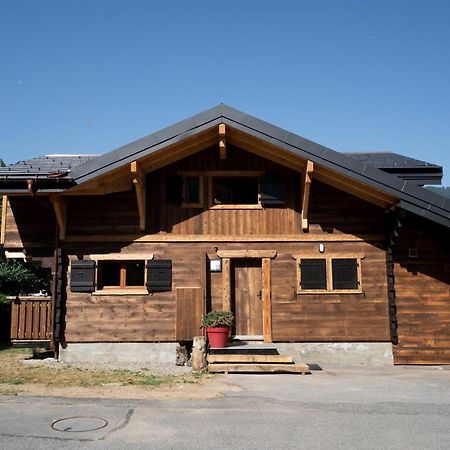 Le Petit Chalet De มงทริองด์ ภายนอก รูปภาพ