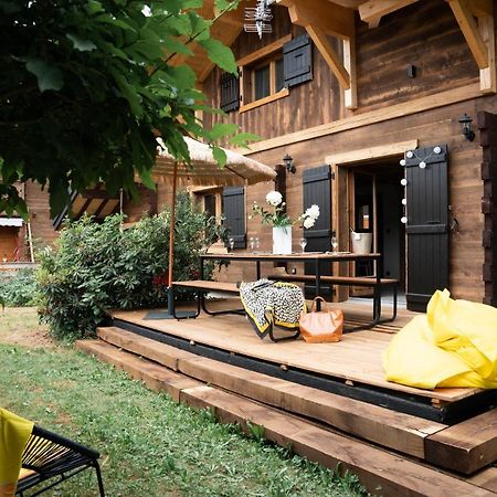 Le Petit Chalet De มงทริองด์ ภายนอก รูปภาพ