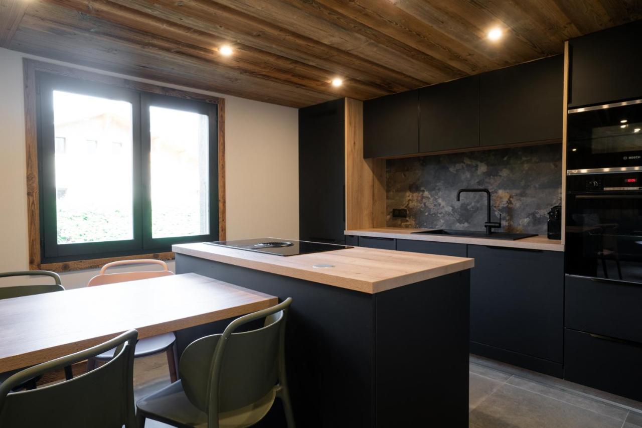Le Petit Chalet De มงทริองด์ ภายนอก รูปภาพ